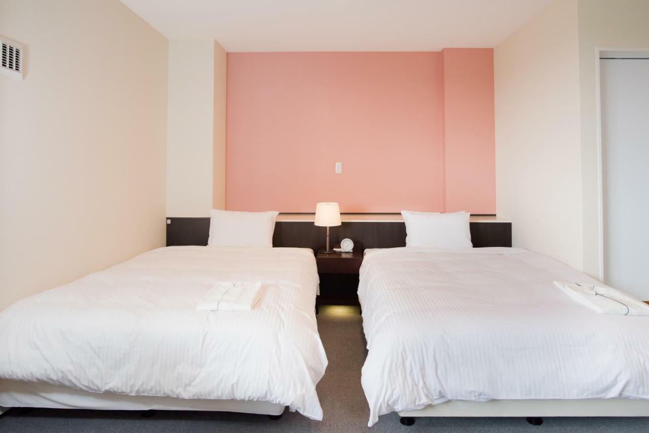 Crown Hotel Okinawa Annex Экстерьер фото