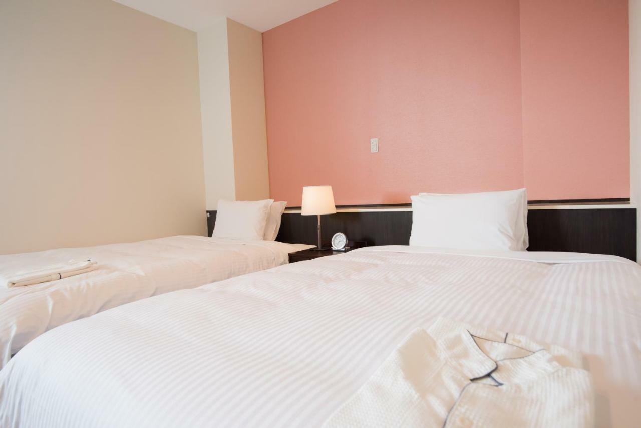 Crown Hotel Okinawa Annex Экстерьер фото