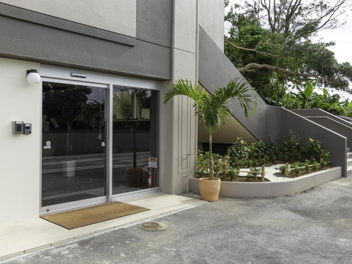 Crown Hotel Okinawa Annex Экстерьер фото